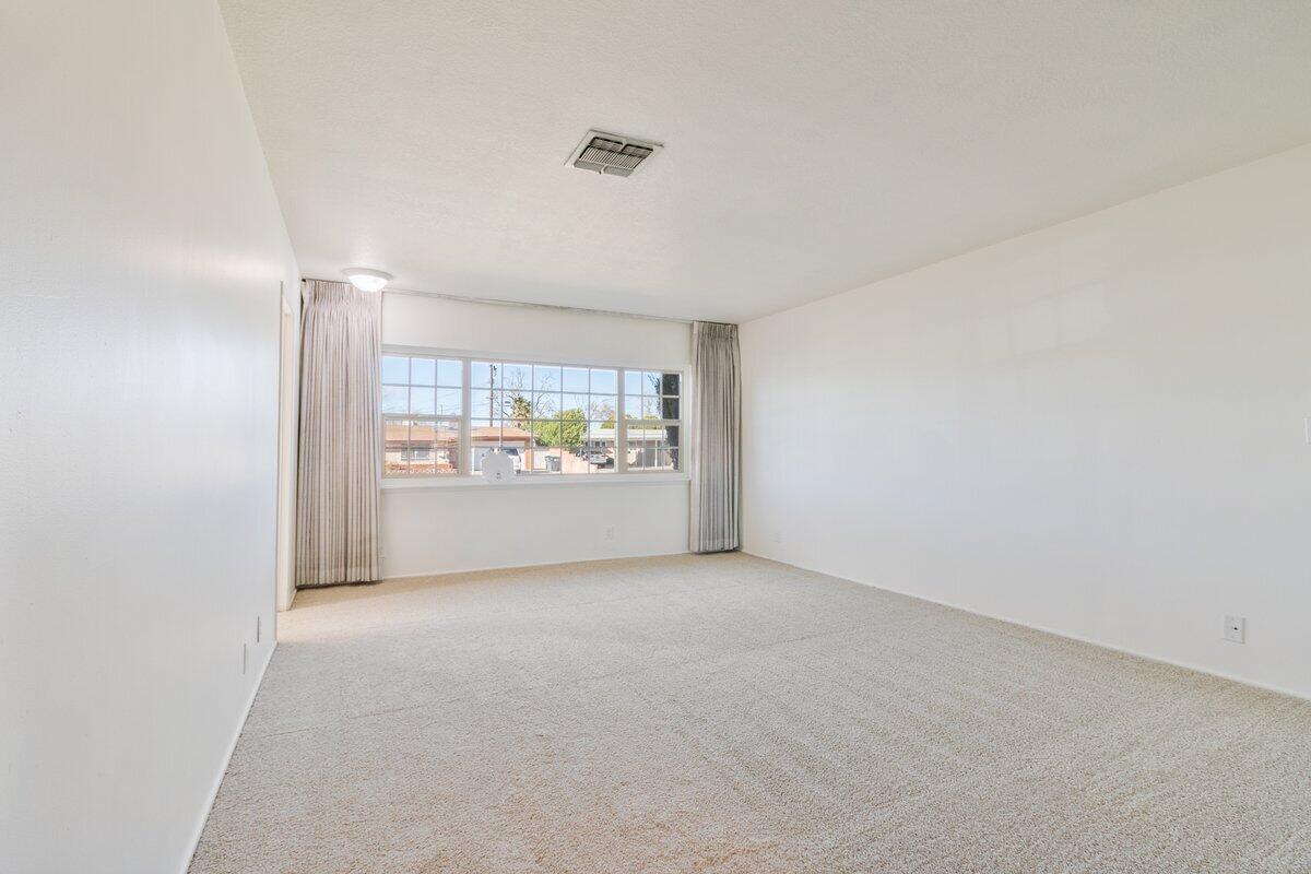 1150 West Ave J-13 Lancaster, CA 93534 - Photo 15 of 34 IMG_2627