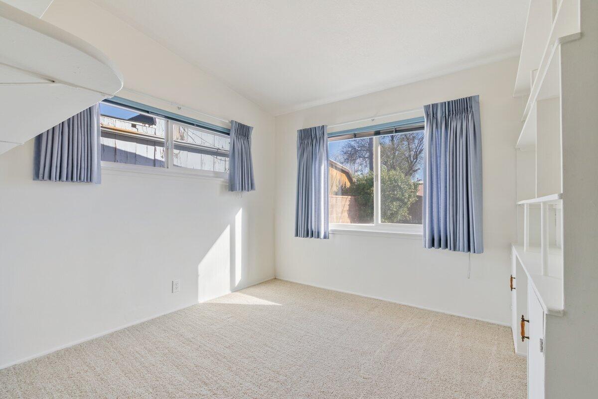 1150 West Ave J-13 Lancaster, CA 93534 - Photo 20 of 34 IMG_2612