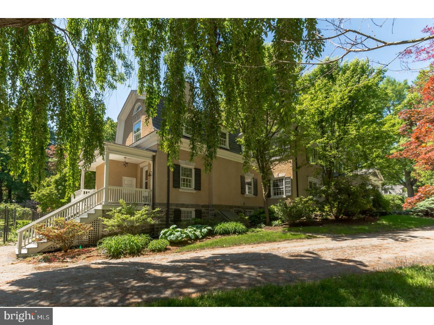 451 St Davids Avenue Wayne, PA 19087 - Photo 4 of 25 Exterior Side