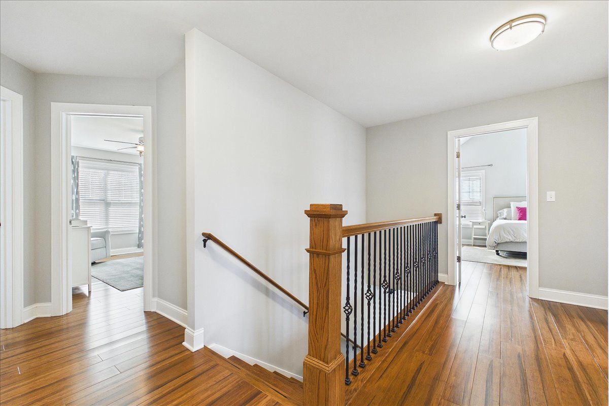 811 Michigan Street Wheaton, IL 60187 - Photo 13 of 33
