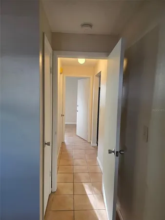 $1,650 | 333 Lagoon Drive, Unit 5, Palm Harbor, FL 34683