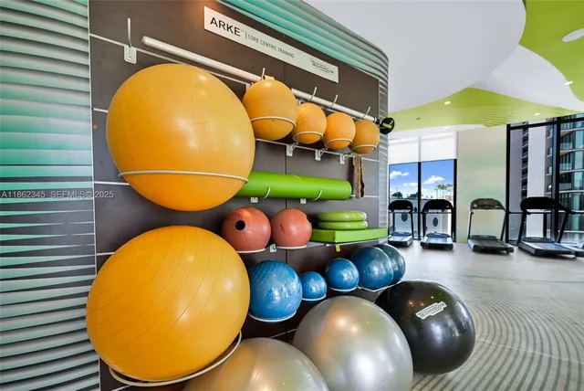 $749,000 | 501 Northeast 31st Street, Unit 306, Miami, FL 33137