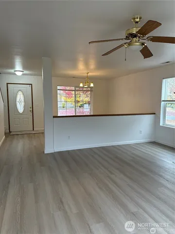 $3,400 | 19114 14th Drive Southeast, Bothell, WA 98012