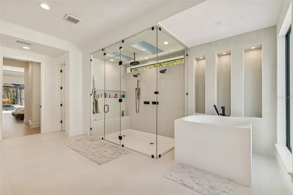 $2,999,900 | 17720 Royal Eagle Lane, Lutz, FL 33549