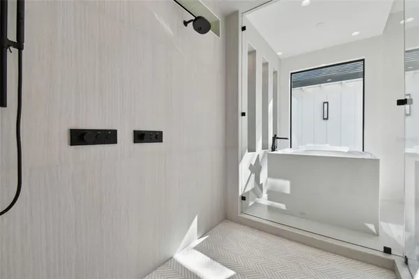 $2,999,900 | 17720 Royal Eagle Lane, Lutz, FL 33549