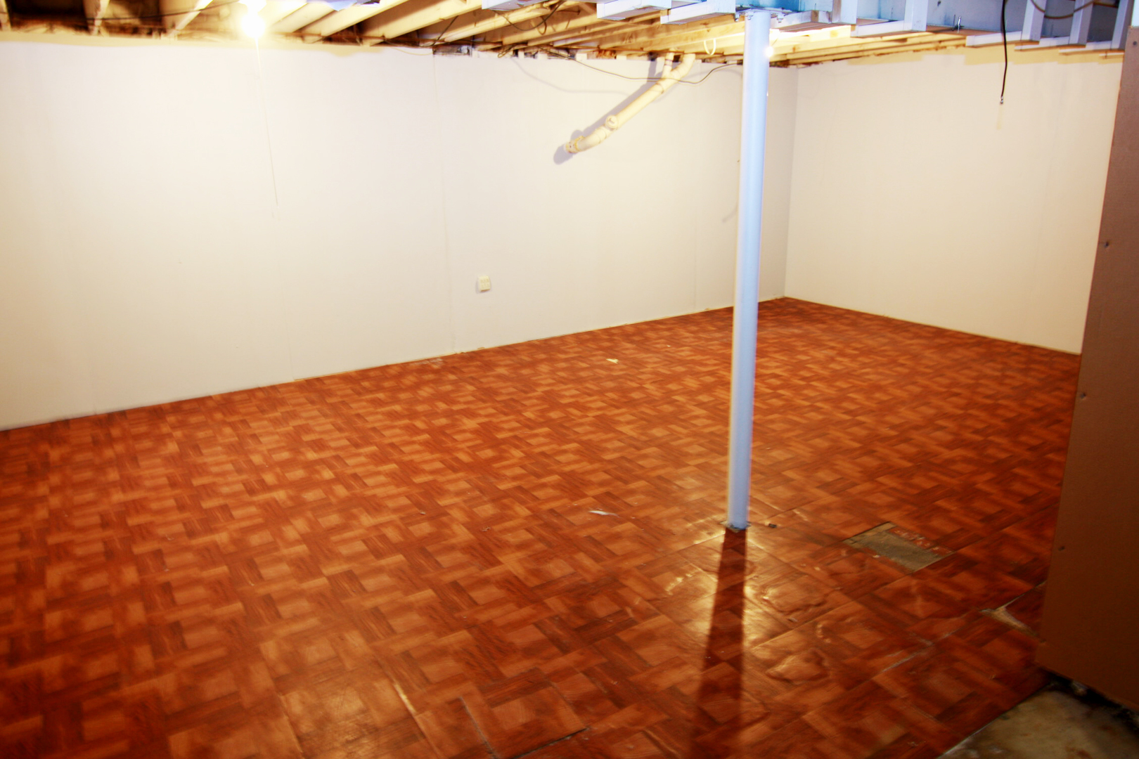 115 Kings Road Carpentersville, IL 60110 - Photo 12 of 16 a view of a small yard