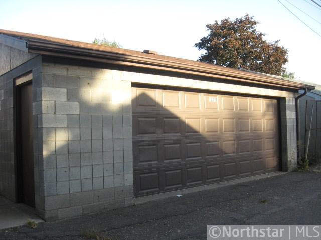 1255 Rice Street St. Paul, MN 55117 - Photo 2 of 9 Gallery Image 2