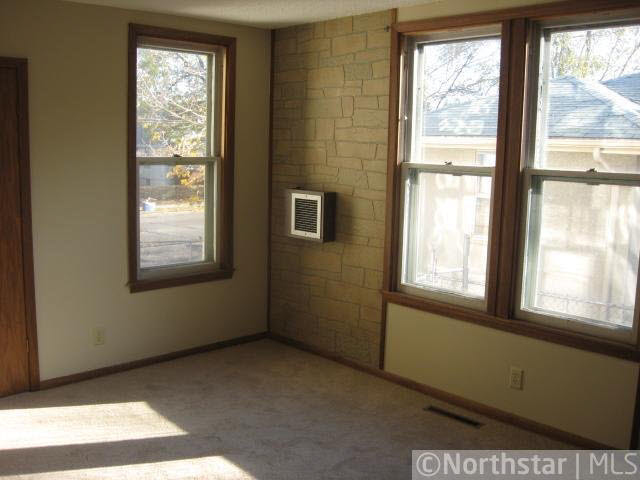 1255 Rice Street St. Paul, MN 55117 - Photo 6 of 9 Gallery Image 6