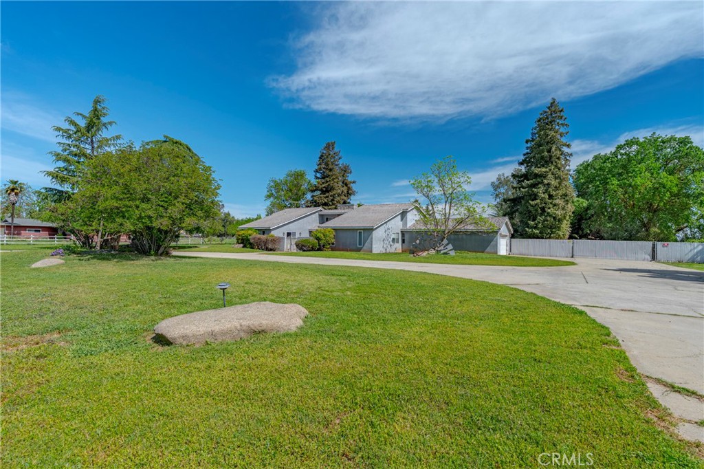 3692 North Gardner Avenue Merced, CA 95340 - Photo 3 of 72