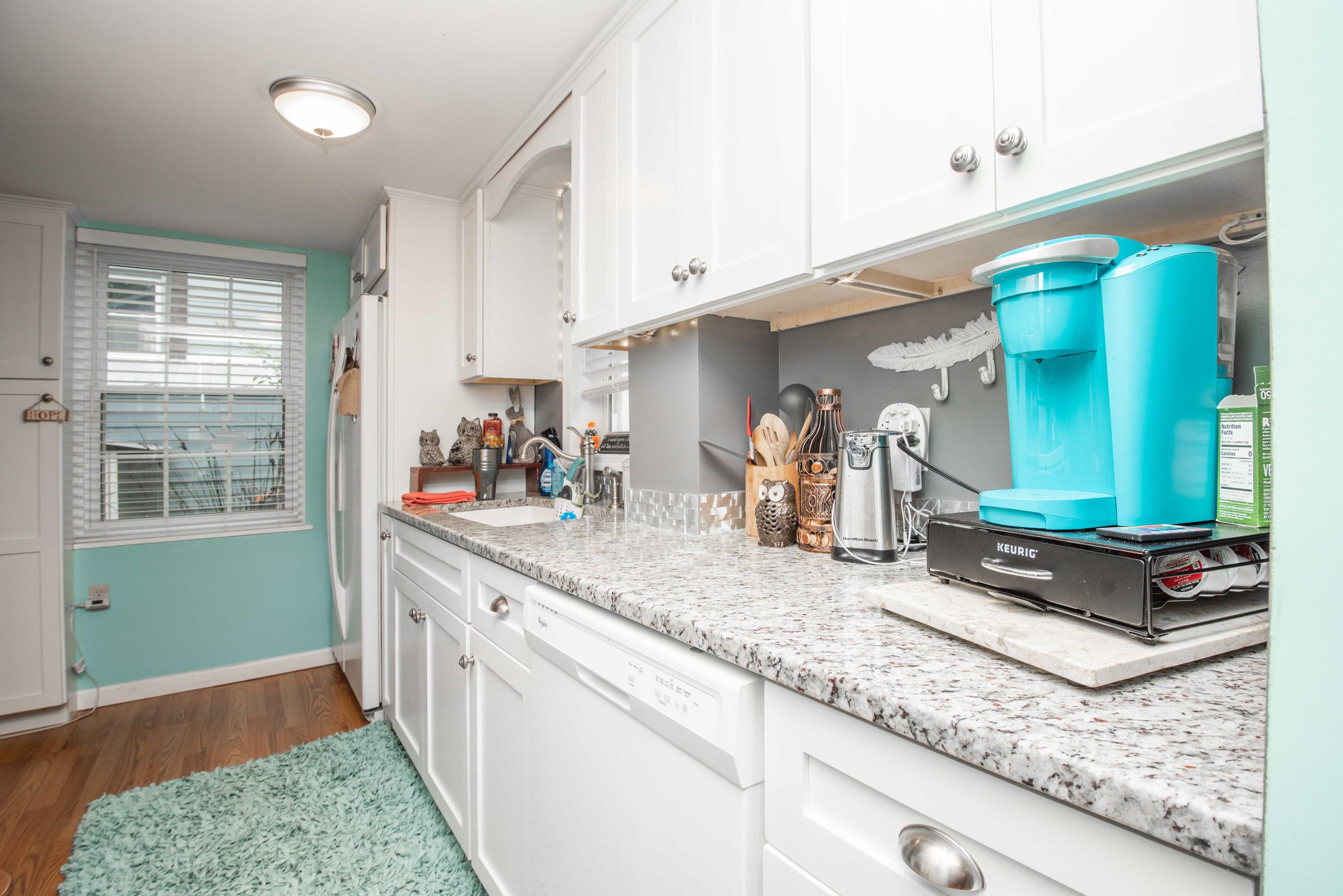 222 Oak Road Norris, TN 37828 - Photo 11 of 30 kitchen_1