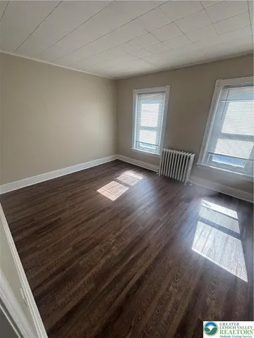 $2,000 | 129 East Ettwein Street, Bethlehem, PA 18018