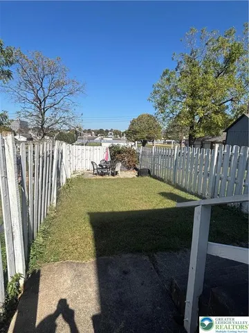 $2,000 | 129 East Ettwein Street, Bethlehem, PA 18018