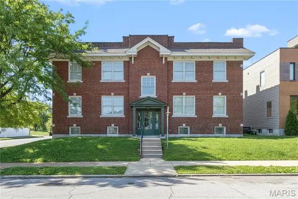 $675,000 | 4102 McRee Avenue, St. Louis, MO 63110