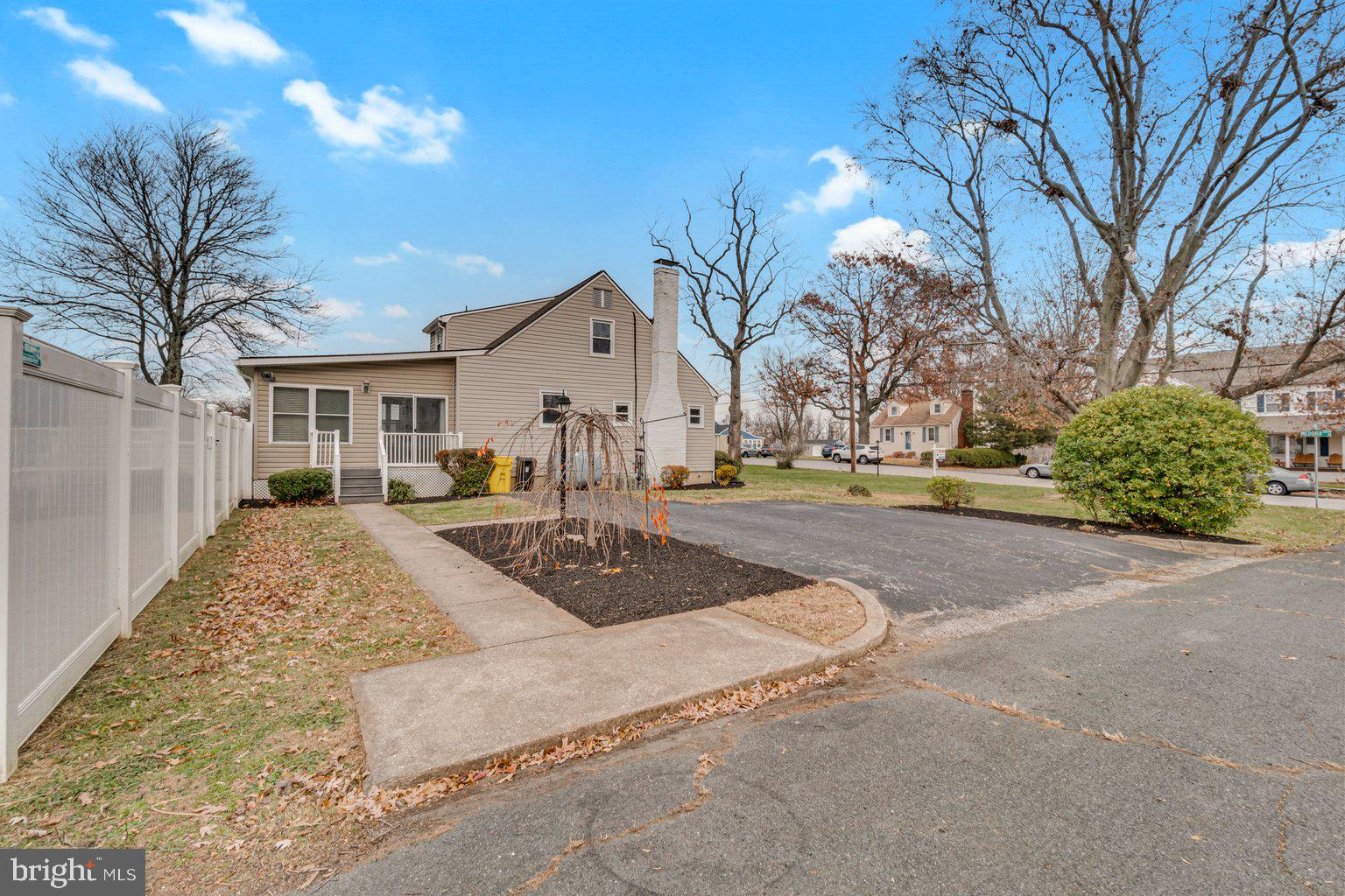 5908 Medora Road Linthicum, MD 21090 - Photo 4 of 30
