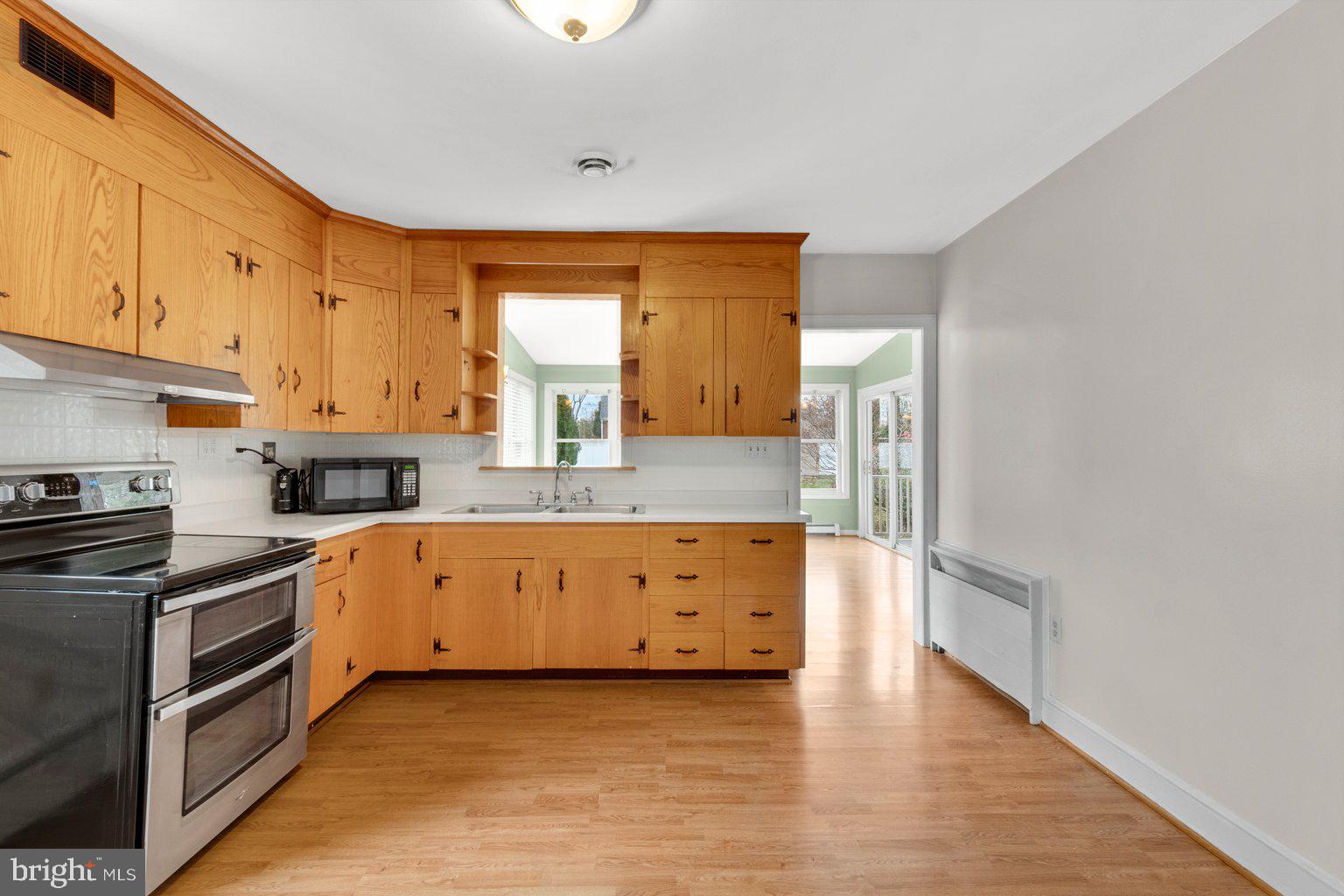 5908 Medora Road Linthicum, MD 21090 - Photo 6 of 30 Ktichen