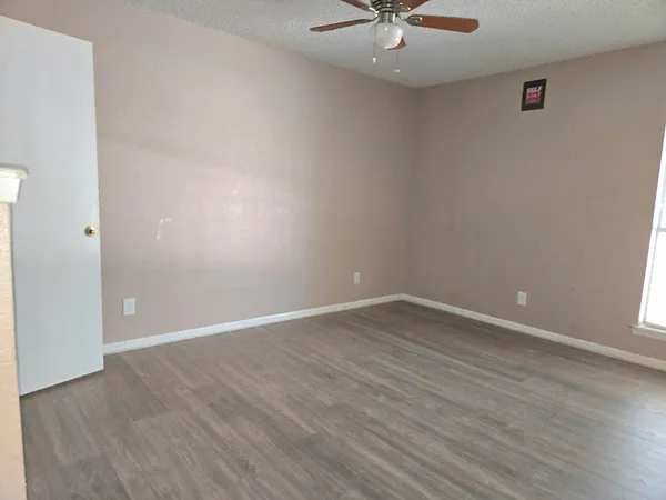 $80,000 | 250 El Dorado, Unit 296, Webster, TX 77598