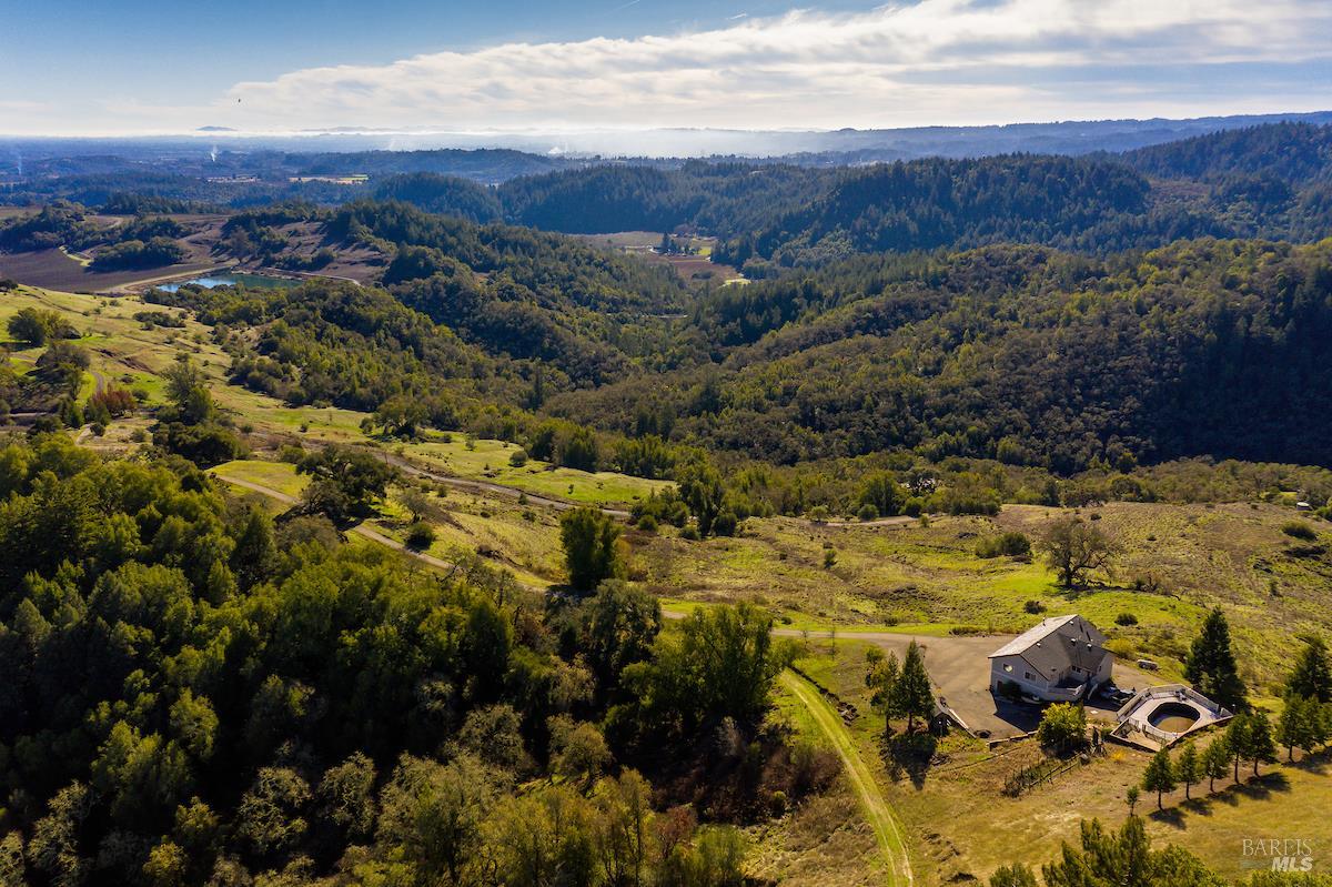 2365 Sweetwater Springs Road Healdsburg, CA 95448 - Photo 10 of 37