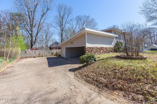 $305,000 | 116 Rolling Hills Drive, Jackson, TN 38305