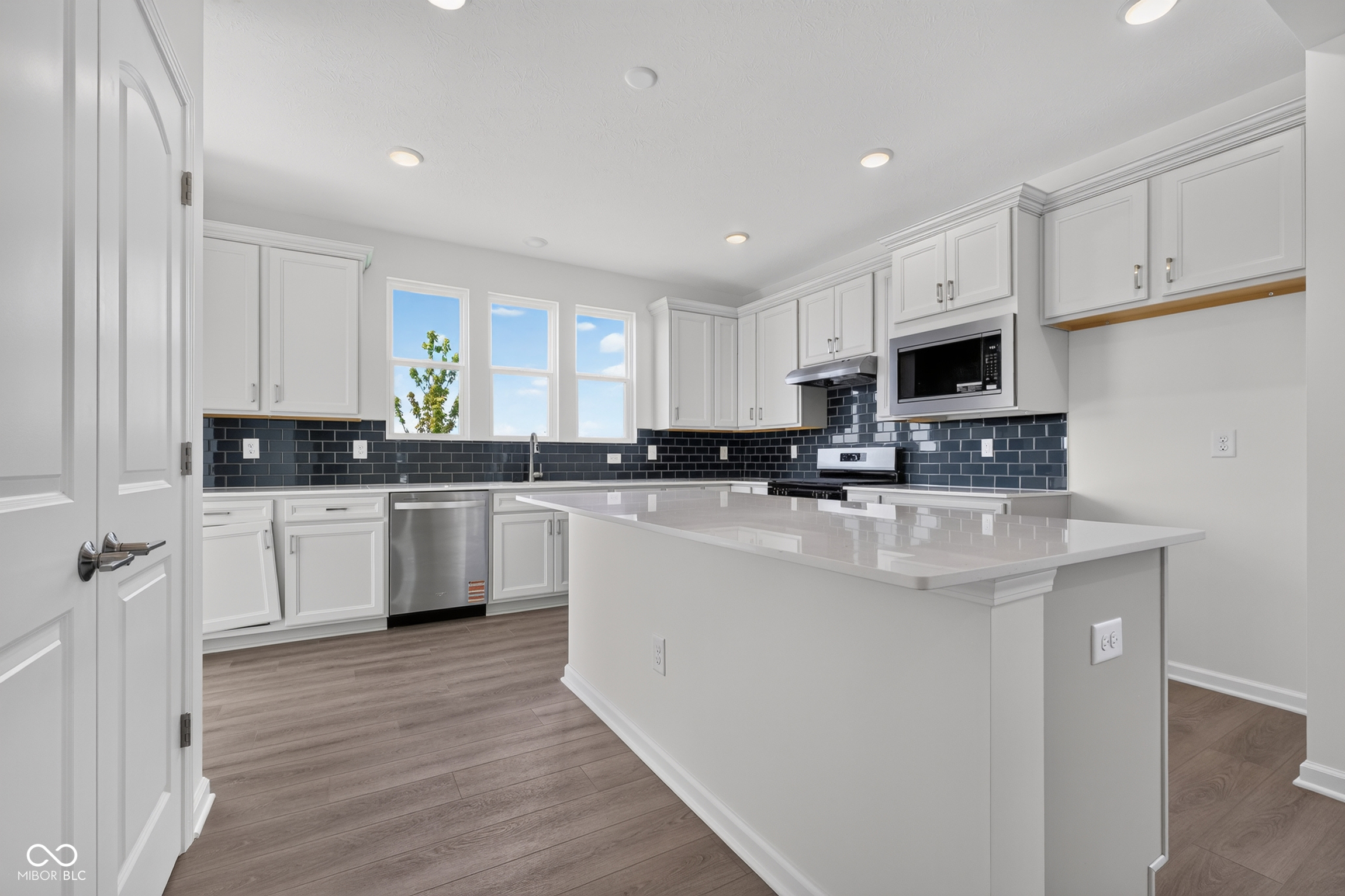 3200 Balsamroot Road Greenwood, IN 46143 - Photo 10 of 61 Gallery Image 10
