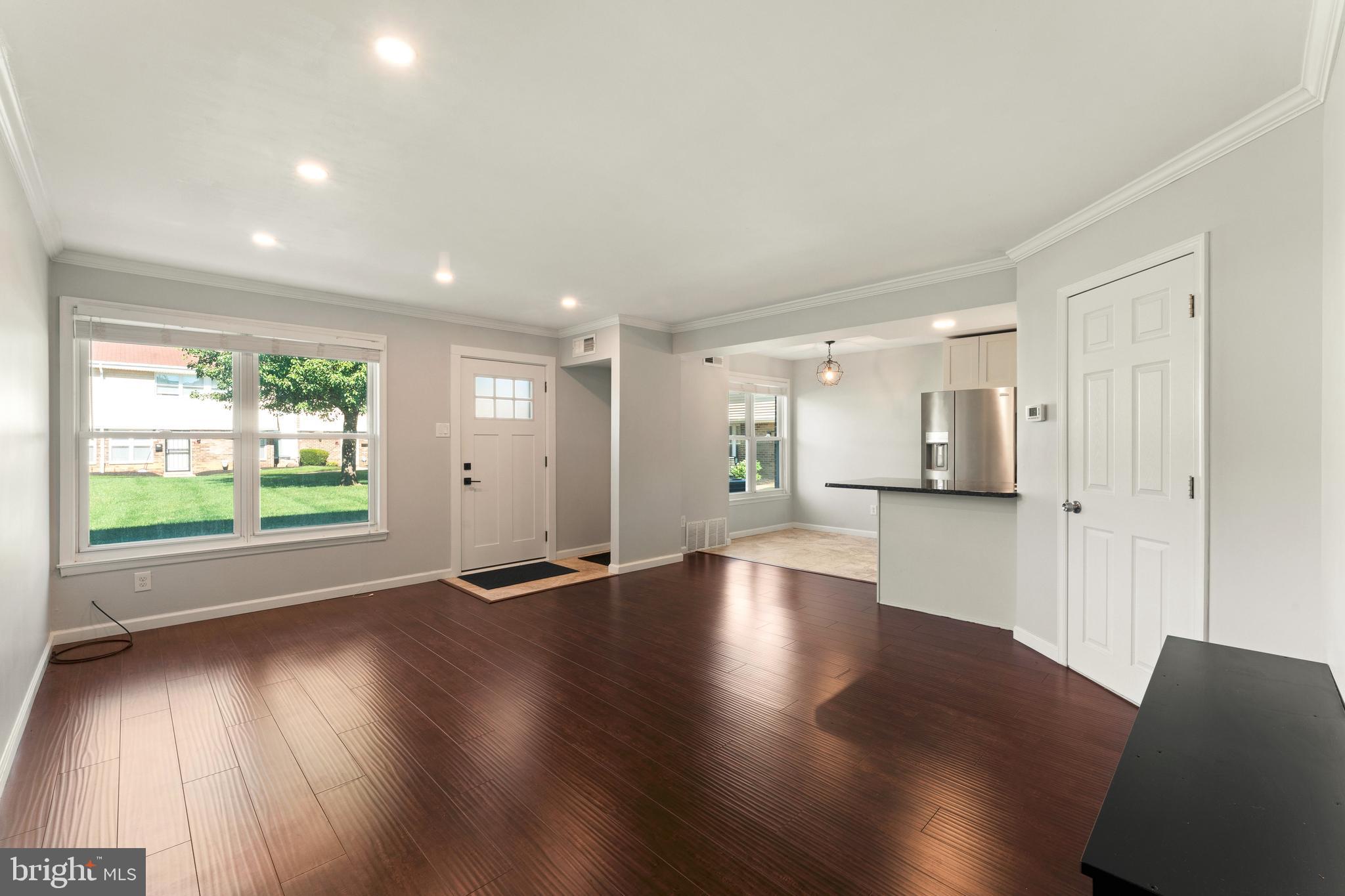 3850 Woodhaven Road, Unit 1006 Philadelphia, PA 19154 - Photo 5 of 21 Gallery Image 5
