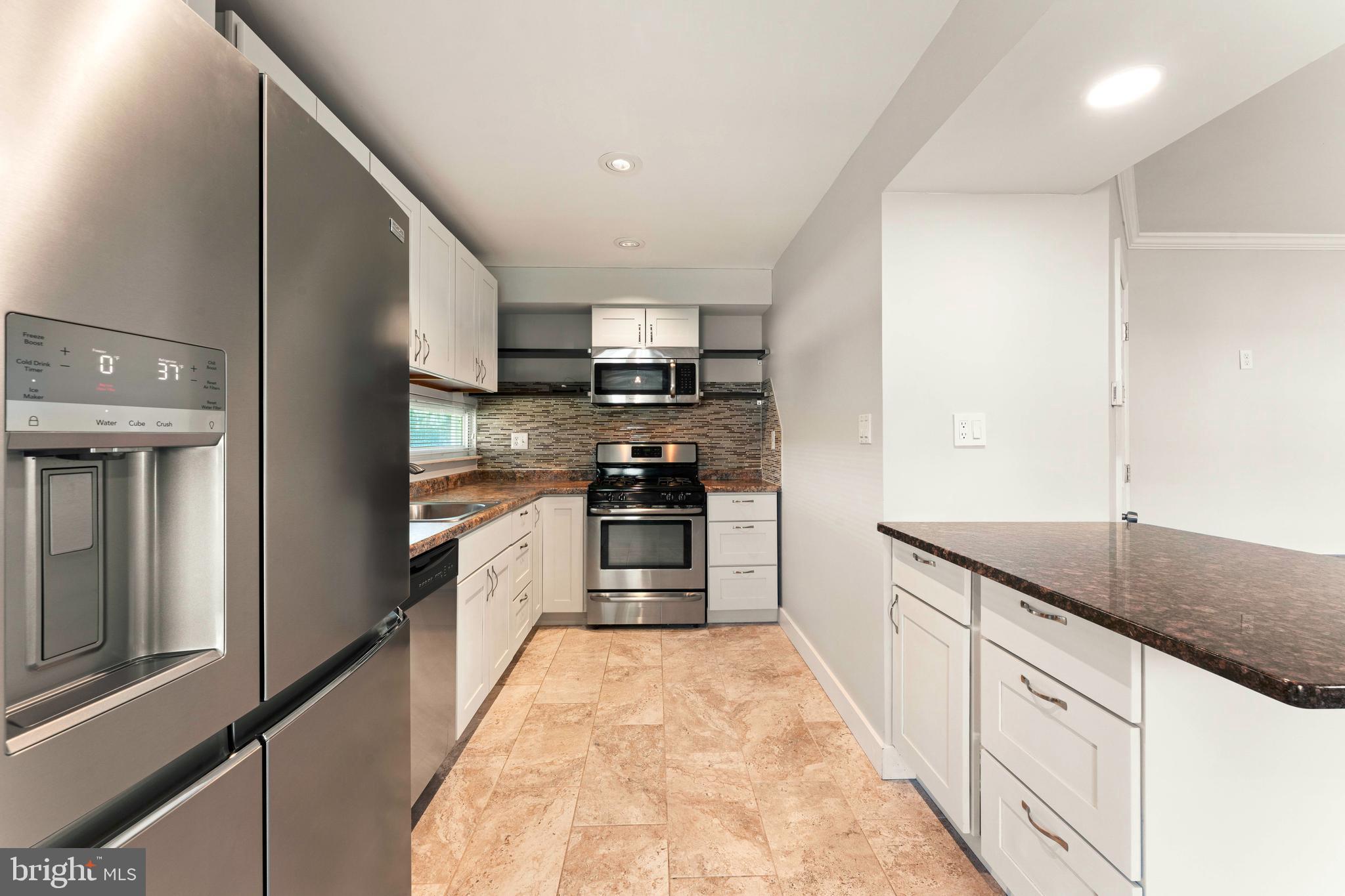 3850 Woodhaven Road, Unit 1006 Philadelphia, PA 19154 - Photo 8 of 21 Gallery Image 8