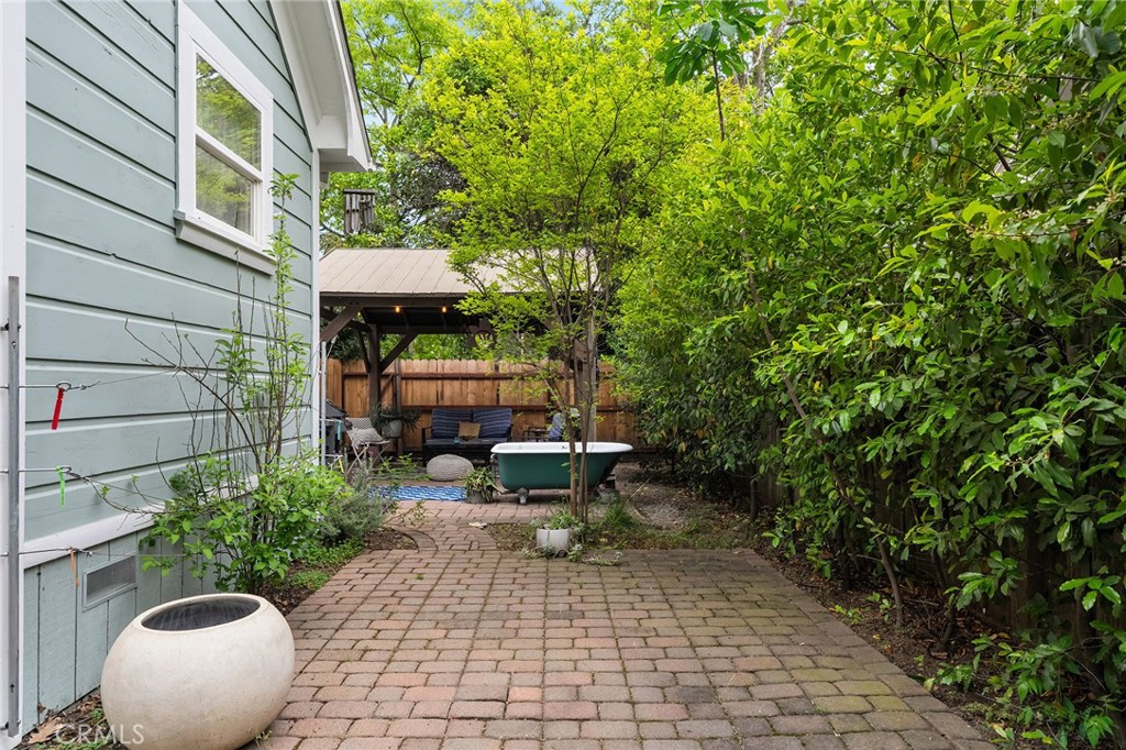 740 Orient Street Chico, CA 95928 - Photo 41 of 48 a view of a patio with chairs and potted plants