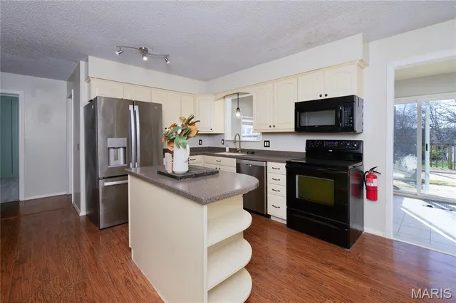 $255,000 | 16600 Harmony Lane, St. Robert, MO 65584