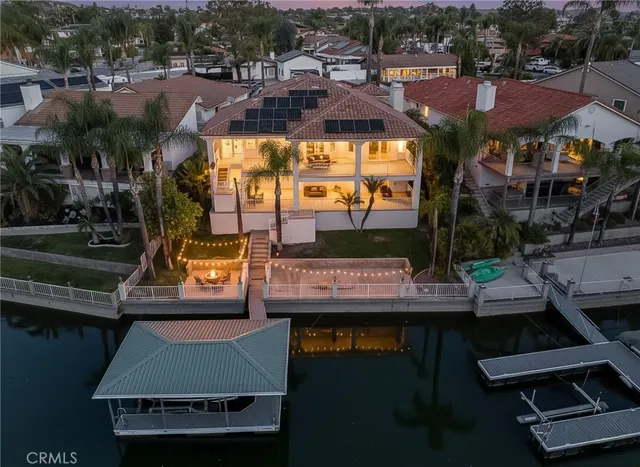 $1,100,000 | 30263 Swan Point Drive, Canyon Lake, CA 92587