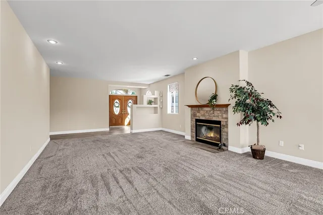 $1,100,000 | 30263 Swan Point Drive, Canyon Lake, CA 92587