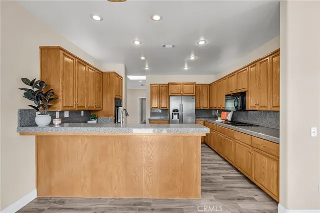 $1,100,000 | 30263 Swan Point Drive, Canyon Lake, CA 92587