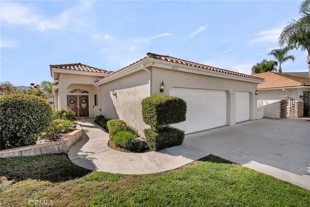 $1,100,000 | 30263 Swan Point Drive, Canyon Lake, CA 92587