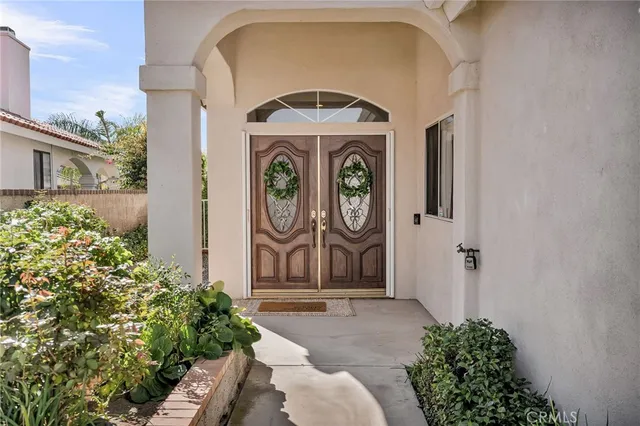 $1,100,000 | 30263 Swan Point Drive, Canyon Lake, CA 92587