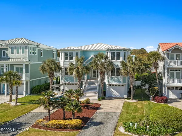 $2,100,000 | 854 Heron Landing Wynd, Holden Beach, NC 28462