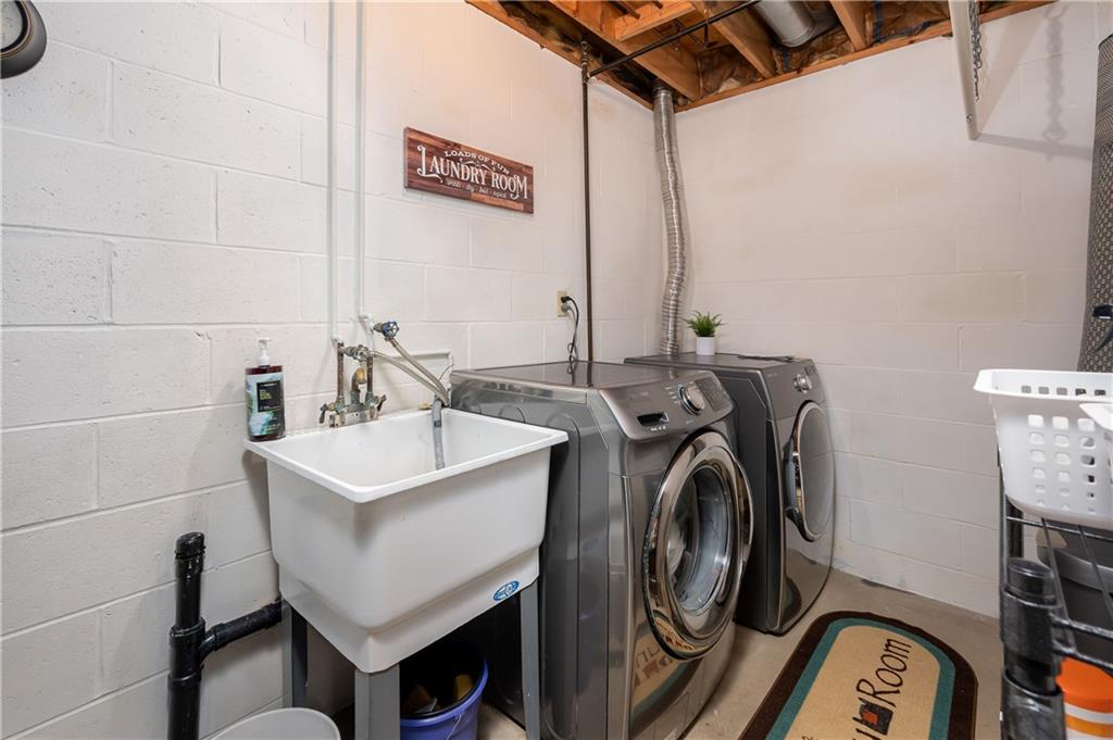 386 Richard Road Wexford, PA 15090 - Photo 22 of 25 Gallery Image 22