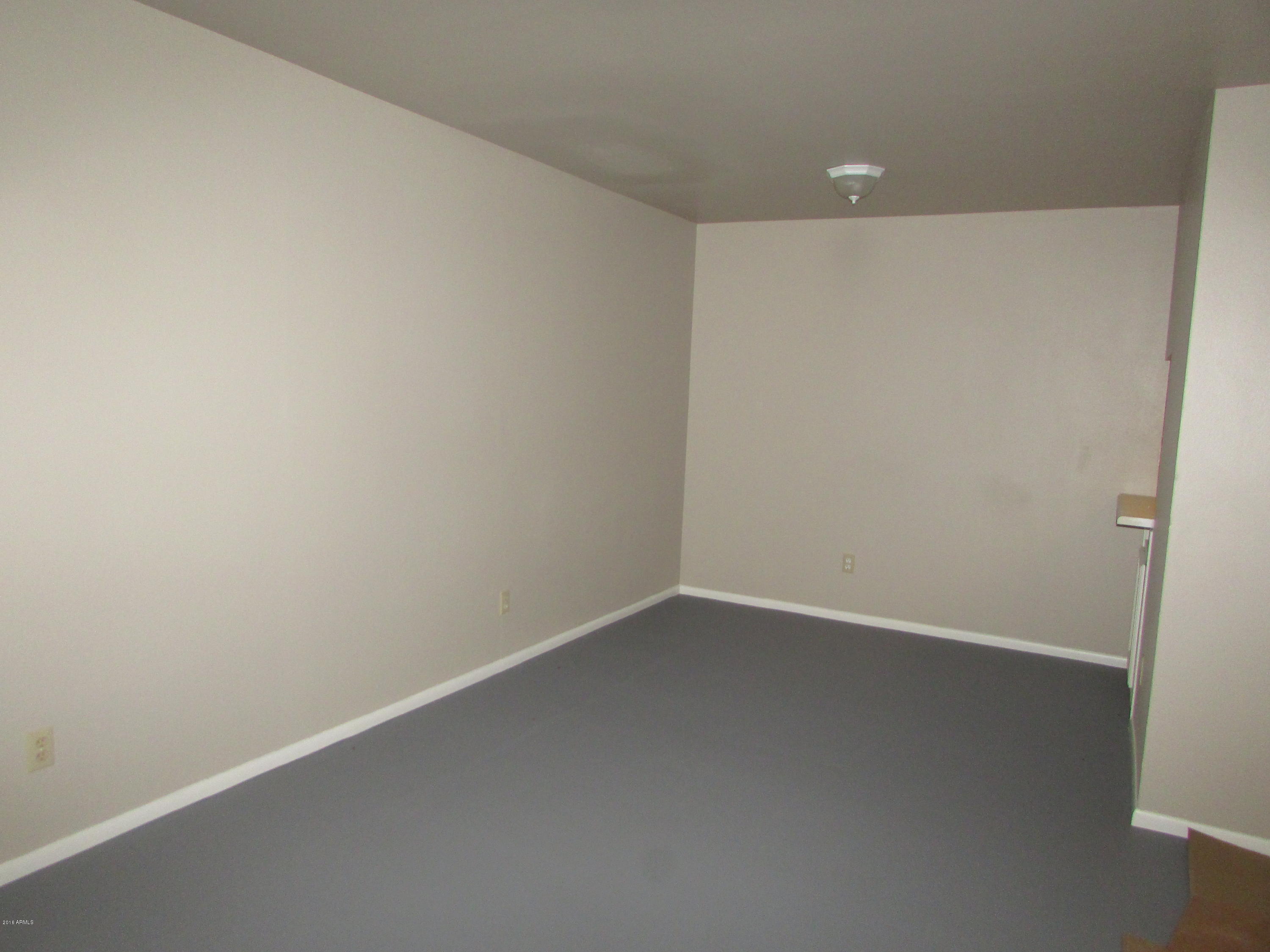 17 East Ruth Avenue, Unit 104 Phoenix, AZ 85020 - Photo 7 of 18 IMG_0008