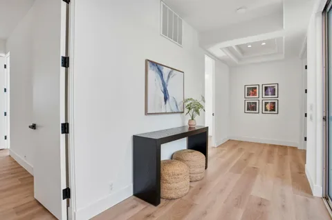 $2,399,000 | 3895 Fair Oaks Boulevard, Sacramento, CA 95864