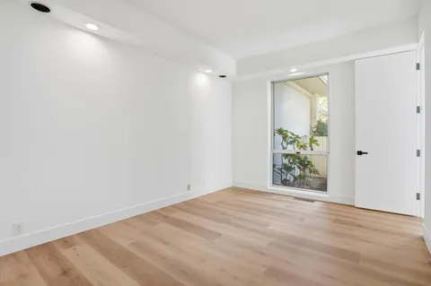 $2,399,000 | 3895 Fair Oaks Boulevard, Sacramento, CA 95864