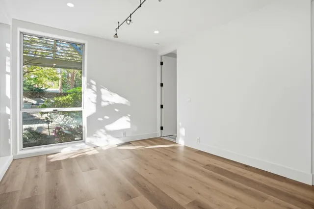 $2,399,000 | 3895 Fair Oaks Boulevard, Sacramento, CA 95864