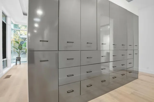 $2,399,000 | 3895 Fair Oaks Boulevard, Sacramento, CA 95864