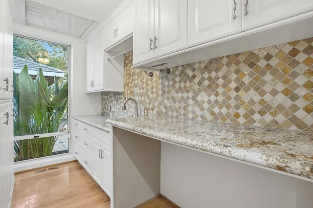 $2,399,000 | 3895 Fair Oaks Boulevard, Sacramento, CA 95864