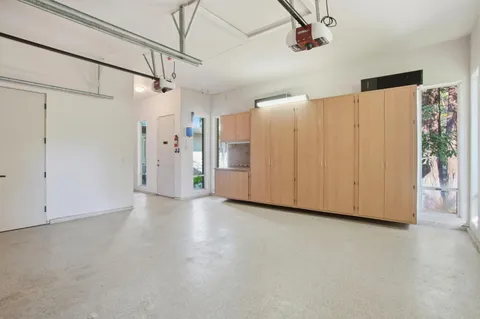 $2,399,000 | 3895 Fair Oaks Boulevard, Sacramento, CA 95864