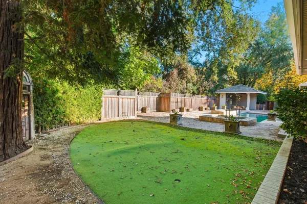 $2,324,000 | 3895 Fair Oaks Boulevard, Sacramento, CA 95864
