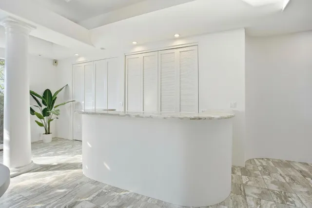 $2,399,000 | 3895 Fair Oaks Boulevard, Sacramento, CA 95864