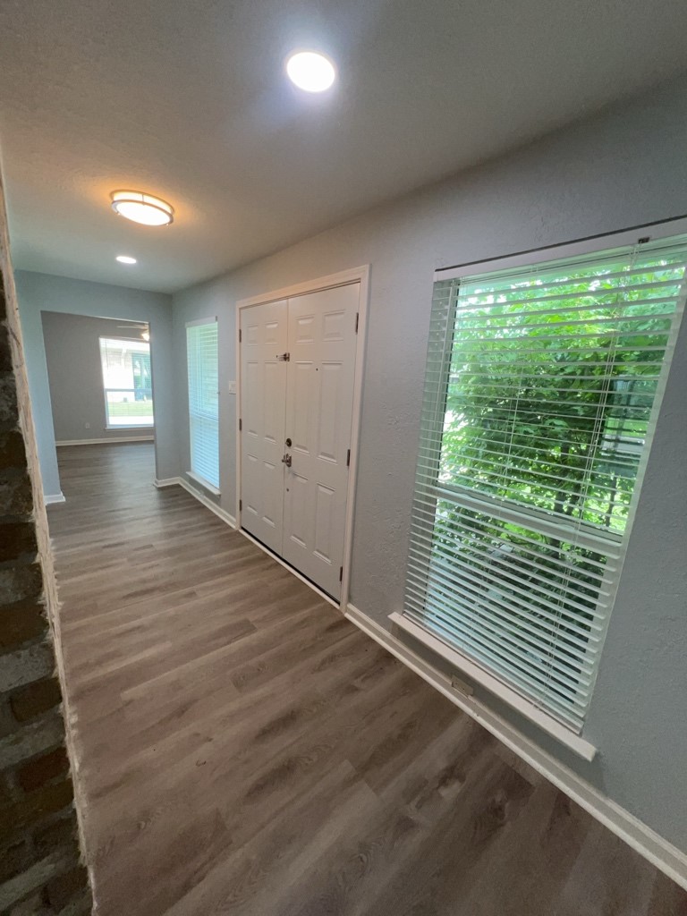 27226 West Pyeatt Lane Conroe, TX 77385 - Photo 2 of 26