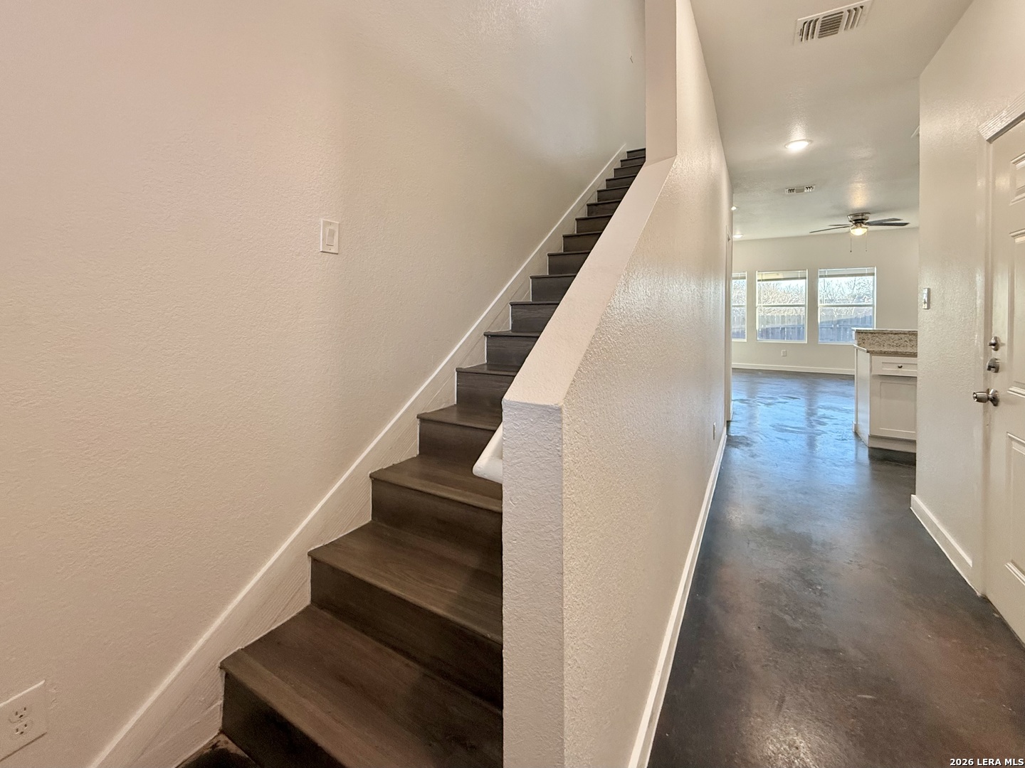 6938 Crestway Road, Unit 4 San Antonio, TX 78239 - Photo 3 of 26