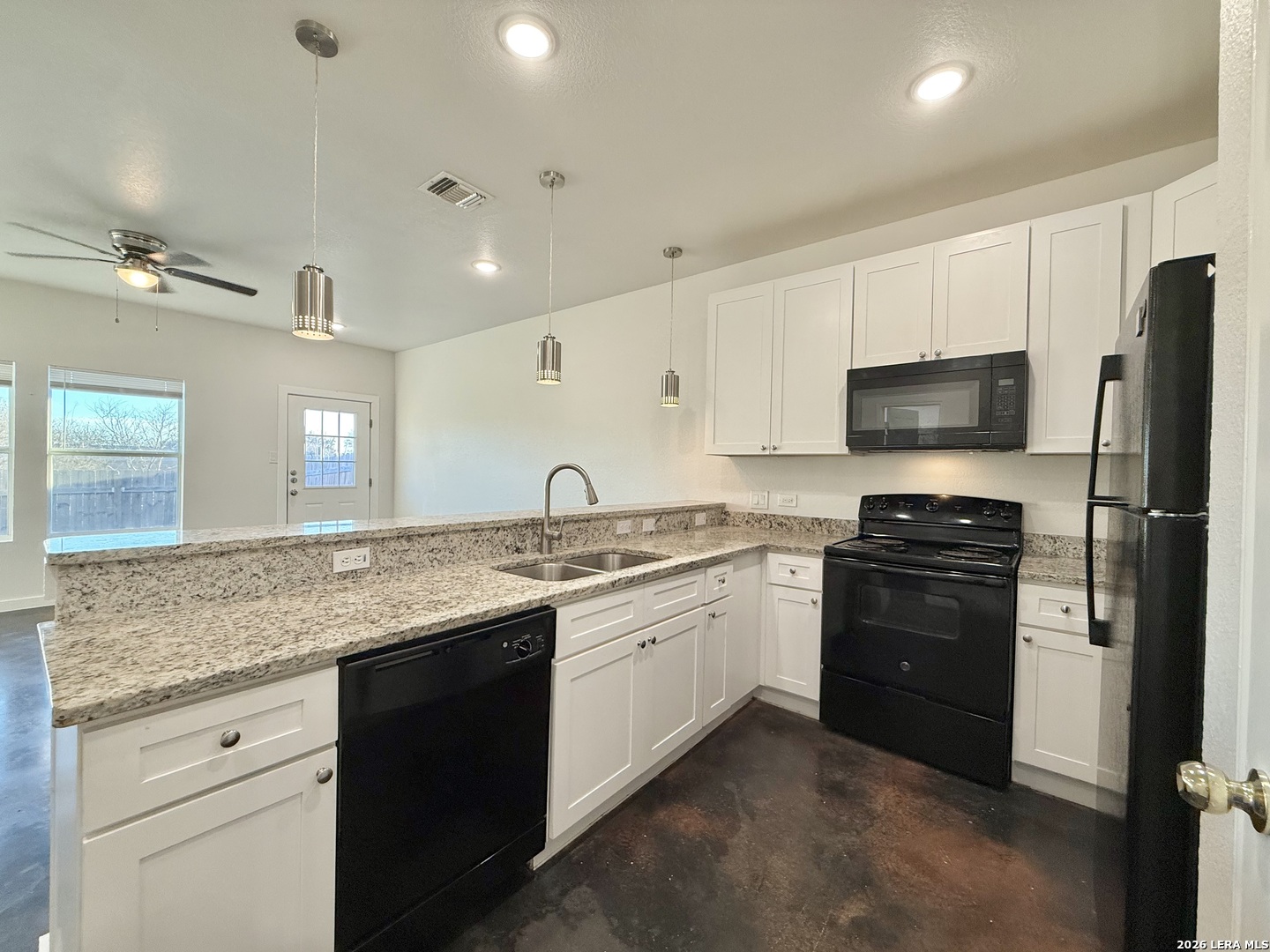 6938 Crestway Road, Unit 4 San Antonio, TX 78239 - Photo 8 of 26