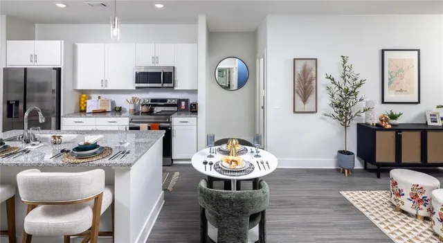 $1,330 | 900 Mountaintop Avenue, Unit A1, Gainesville, GA 30501