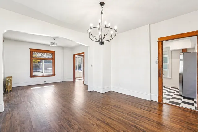 $340,000 | 1611 Edmund Avenue West, St. Paul, MN 55104