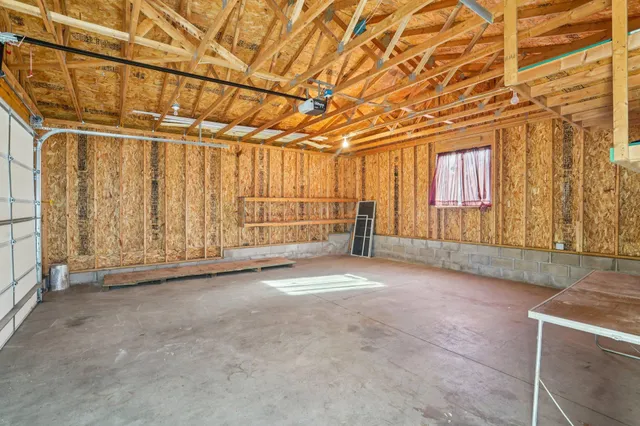 $340,000 | 1611 Edmund Avenue West, St. Paul, MN 55104