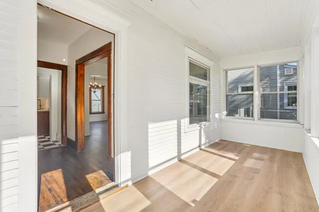 $340,000 | 1611 Edmund Avenue West, St. Paul, MN 55104